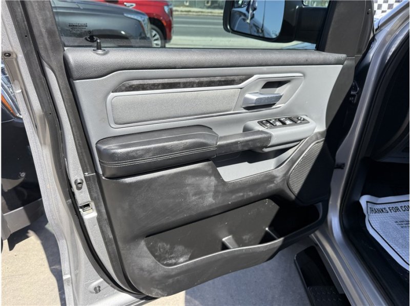 Used 2021 RAM 1500 Big Horn RWD image 16