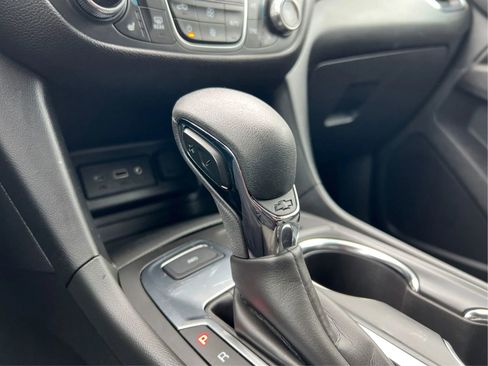 Used 2024 Chevrolet Equinox LT AWD/4WD image 36