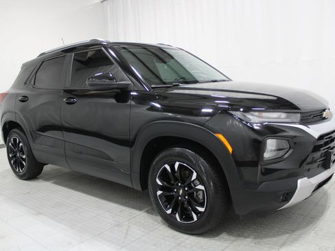 Used 2023 Chevrolet TrailBlazer LT FWD image 4