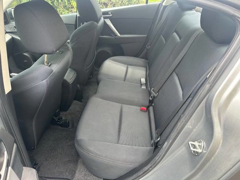 Used 2011 MAZDA MAZDA3 s Sport FWD image 10