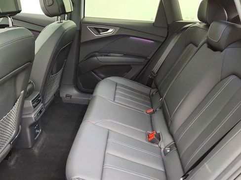 Used 2024 Audi Q4 e-tron Premium Plus w/ Premium Plus image 22