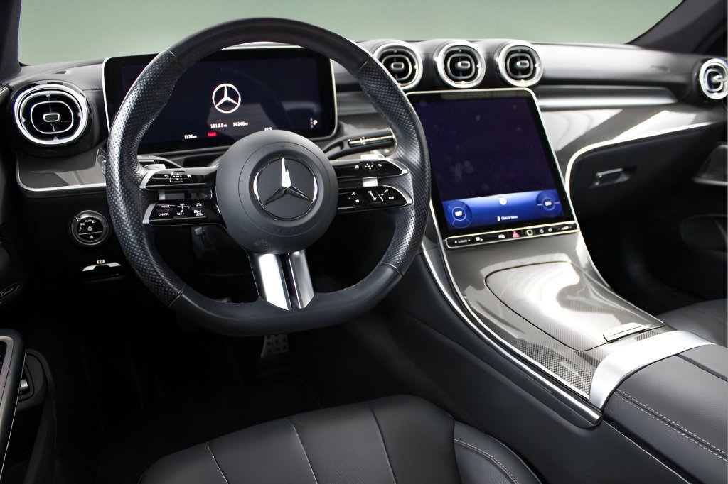 Used 2025 Mercedes-Benz CLE 300 4MATIC Coupe image 12
