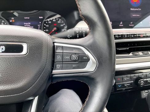 Used 2022 Jeep Compass Limited AWD/4WD image 23