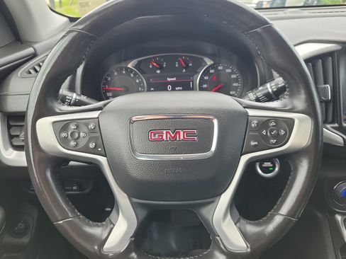 Used 2022 GMC Terrain SLT w/ Tech Package FWD image 19