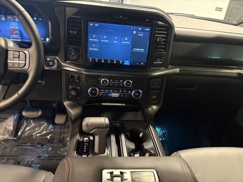 Used 2025 Ford F150 Lariat w/ Equipment Group 502A High AWD/4WD image 30