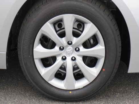 New 2026 Toyota Corolla LE image 4