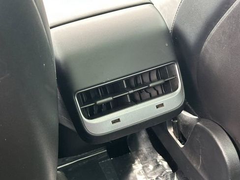 Used 2020 Tesla Model 3 image 14