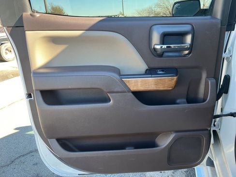 Used 2018 Chevrolet Silverado 1500 LTZ w/ Sport Package image 26