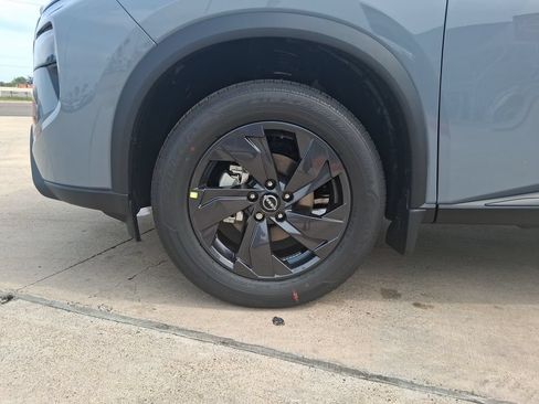 New 2026 Nissan Rogue SV FWD image 28
