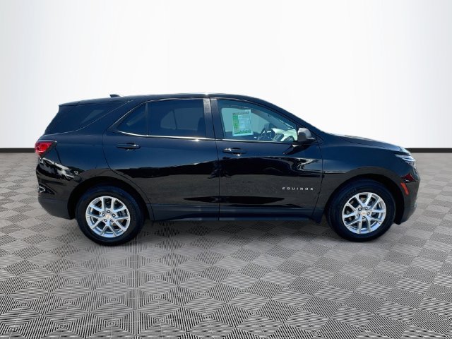Used 2024 Chevrolet Equinox LS FWD image 8