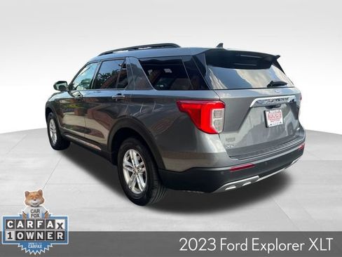 Used 2023 Ford Explorer XLT w/ Equipment Group 202A AWD/4WD image 6