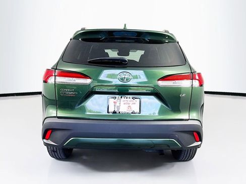 Used 2024 Toyota Corolla Cross LE image 8
