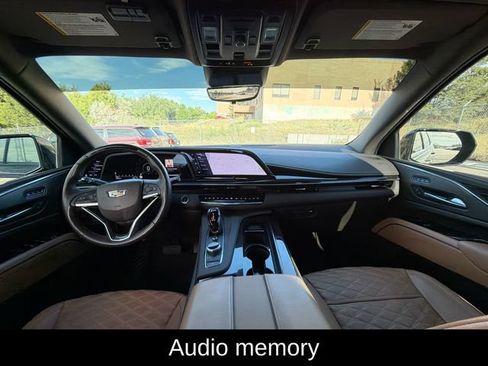 Used 2023 Cadillac Escalade Sport AWD/4WD image 12