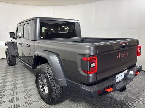 Used 2024 Jeep Gladiator Mojave w/ Convenience Group AWD/4WD image 7