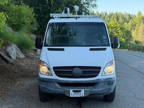 Used 2012 Mercedes-Benz Sprinter 2500 w/ Additional Battery Pkg image 4