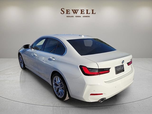 Certified 2026 BMW 330i Sedan RWD image 3