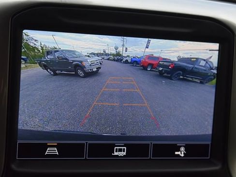 Certified 2022 Chevrolet Silverado 1500 LT AWD/4WD image 29