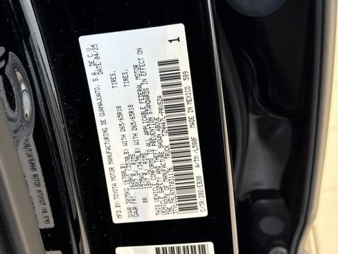 Used 2025 Toyota Tacoma Limited image 16