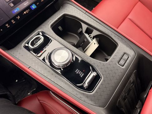 Used 2025 Jeep Wagoneer S Launch Edition image 23