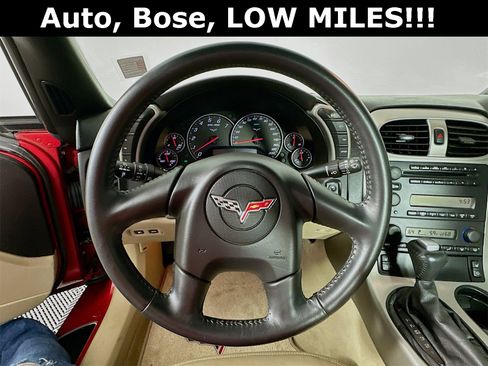 Used 2005 Chevrolet Corvette Coupe w/ Preferred Equipment Group image 12