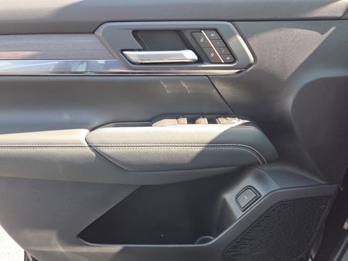 New 2026 GMC Terrain Denali w/ LPO, Floor Liner Package AWD/4WD image 36