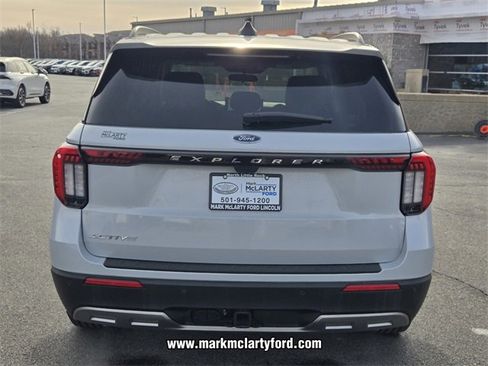 New 2025 Ford Explorer Active w/ Active Comfort Package image 10