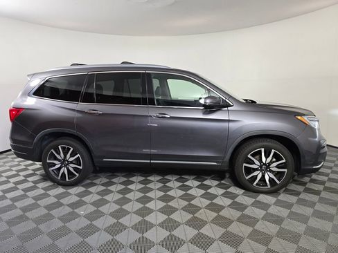 Used 2019 Honda Pilot Touring image 8