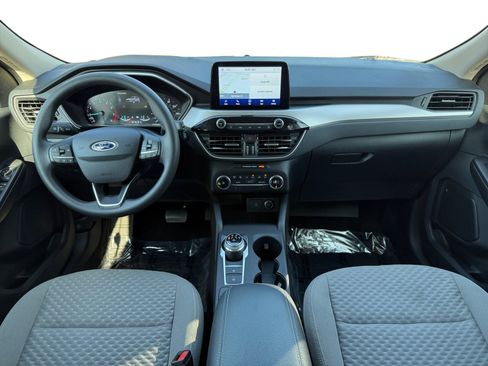 Used 2020 Ford Escape SE image 10