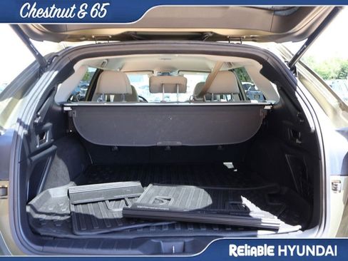 Used 2021 Subaru Outback Premium image 15