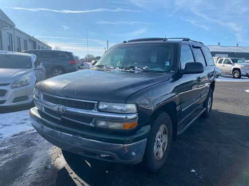Used 2005 Chevrolet Tahoe LT w/ LT Preferred Equipment Group image 1