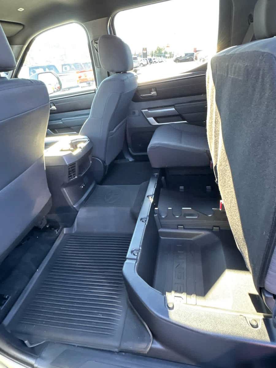 Used 2025 Toyota Tundra SR5 AWD/4WD image 28