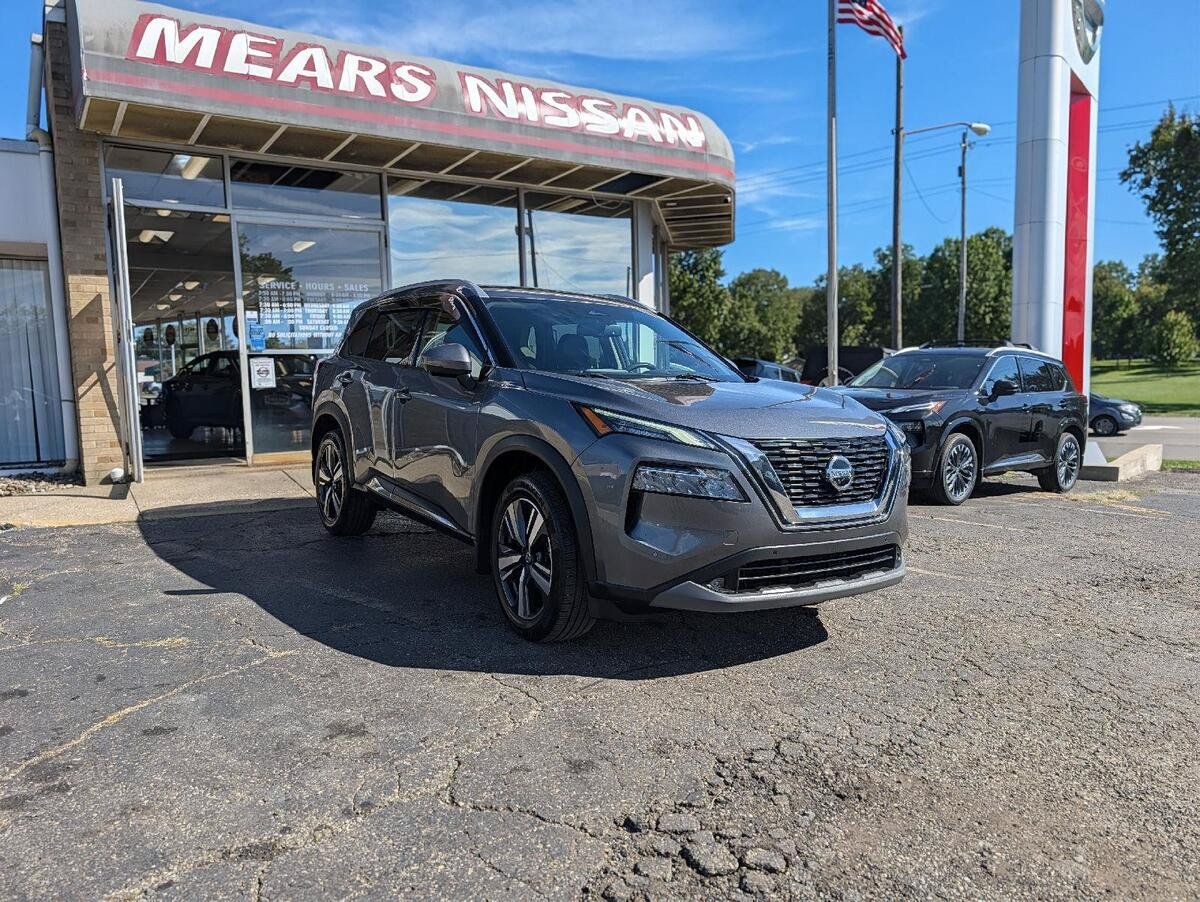 Used 2021 Nissan Rogue SL w/ Premium Package AWD/4WD image 14