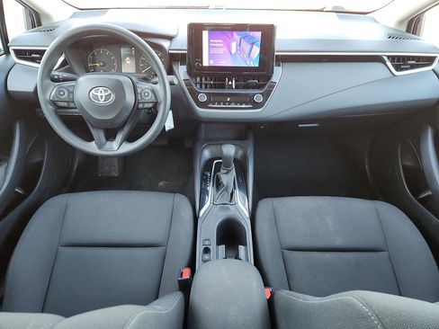 Used 2024 Toyota Corolla LE image 11