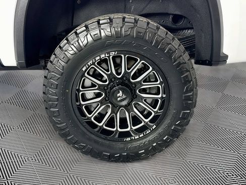 Used 2022 Chevrolet Silverado 2500 LT w/ Fleet Comfort Package AWD/4WD image 28