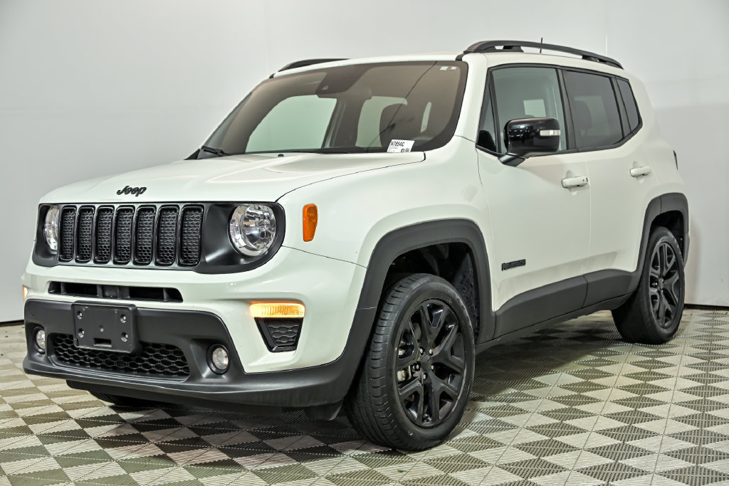 Used 2022 Jeep Renegade Altitude AWD/4WD image 5