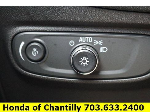 Used 2022 Chevrolet Equinox LT w/ LPO, Floor Liner Package image 17