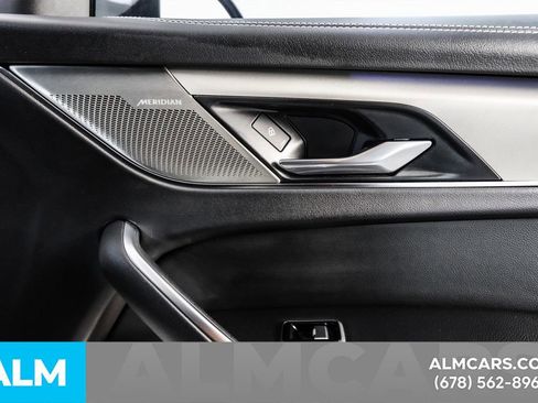 Used 2025 Jaguar F-PACE R-Dynamic S image 51