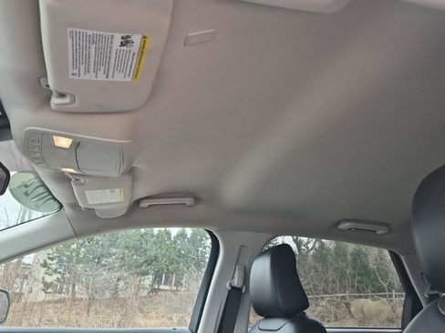 Used 2024 Ford Edge SEL image 21