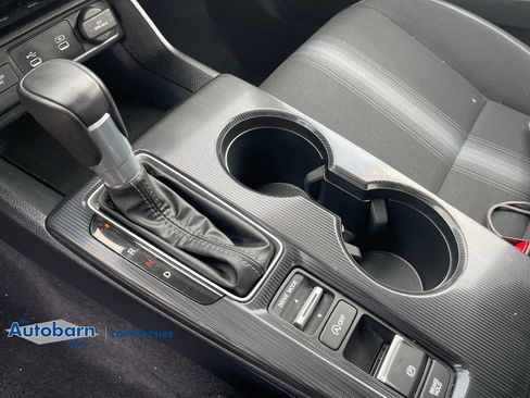Used 2025 Honda Civic Sport image 18