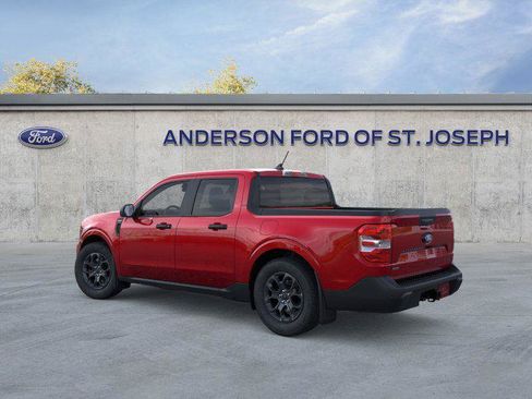 New 2025 Ford Maverick XLT image 4