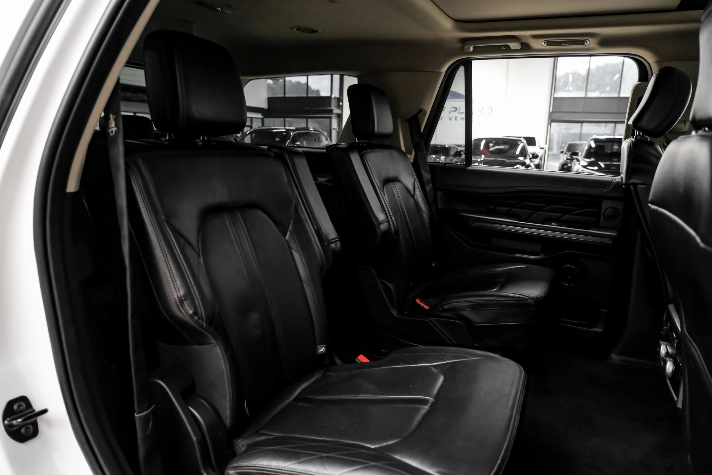 Used 2021 Ford Expedition Platinum AWD/4WD image 36
