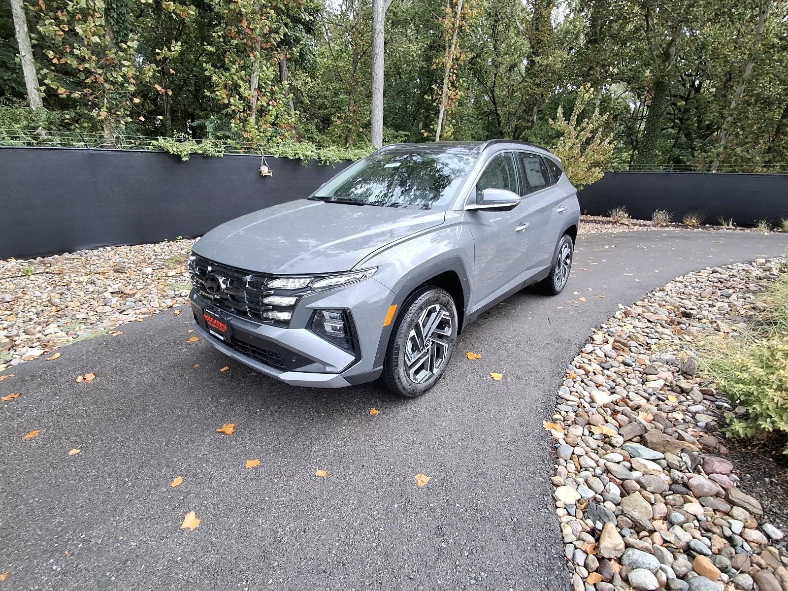 New 2026 Hyundai Tucson Limited AWD/4WD image 1
