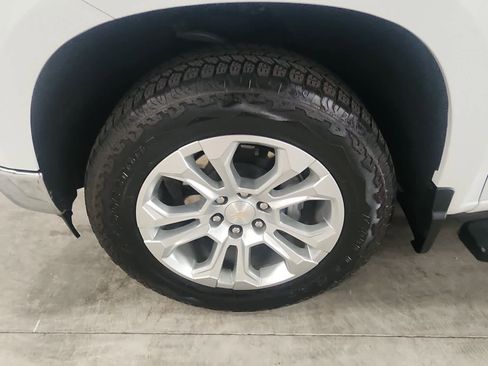 Used 2024 Chevrolet Silverado 1500 LTZ w/ LTZ Premium Package image 10