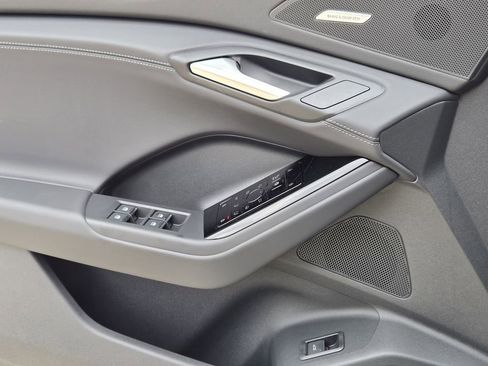 New 2027 Audi Q6 e-tron Premium Plus AWD/4WD image 28