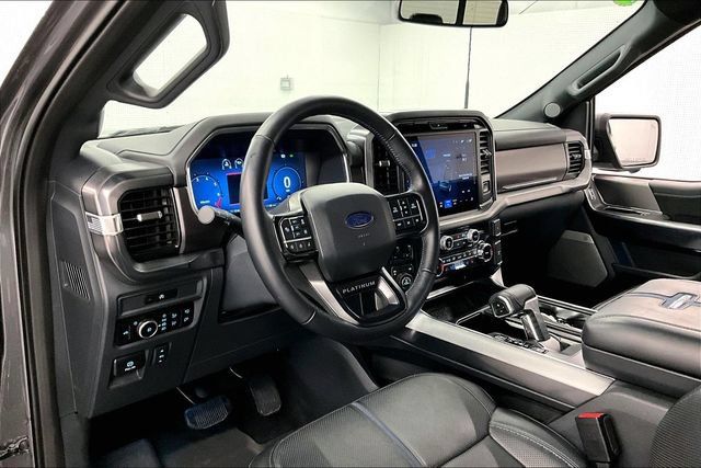 Used 2025 Ford F150 Platinum AWD/4WD image 17