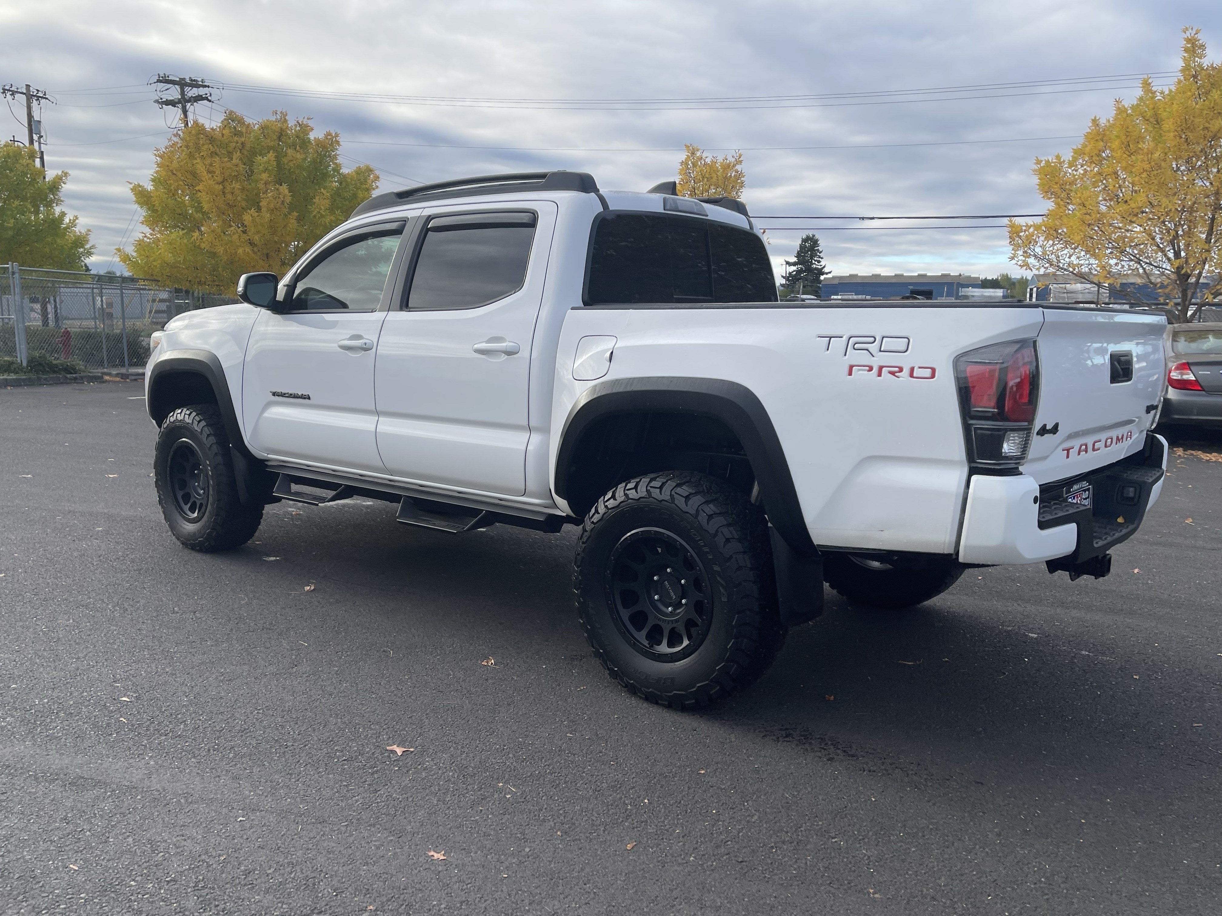 Used 2023 Toyota Tacoma TRD Pro AWD/4WD image 3