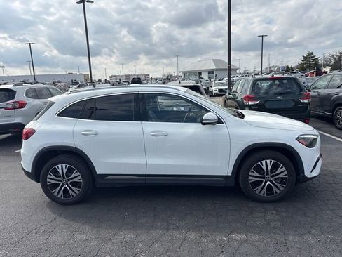 Used 2024 Mercedes-Benz GLA 250 4MATIC image 4