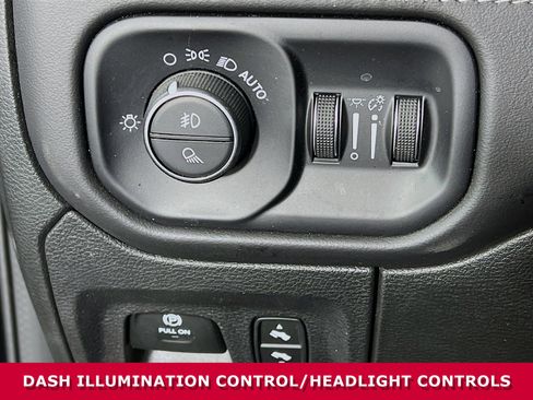 Used 2024 RAM 1500 Limited w/ Night Edition image 14