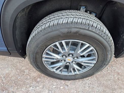 Used 2025 Chevrolet Traverse LT w/ LPO, Floor Liner Package image 10