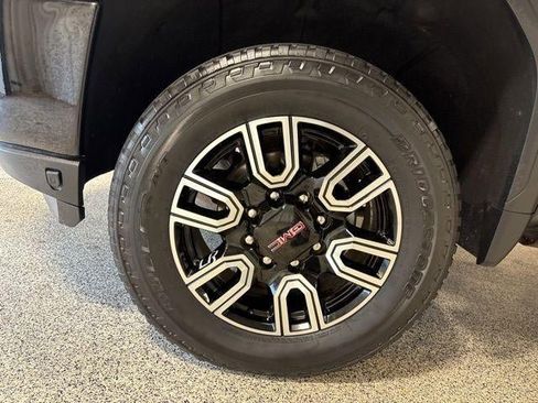 Used 2022 GMC Sierra 2500 AT4 w/ Gooseneck/5TH Wheel Package image 16